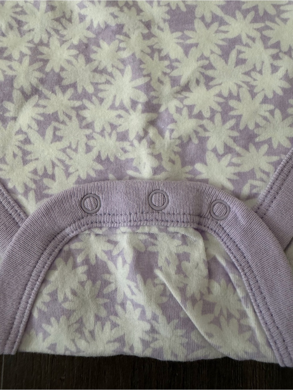 BabyGAP Lilac and Cream Floral Ruffle-Sleeve One-Piece Bodysuit - Picture 2 of 6